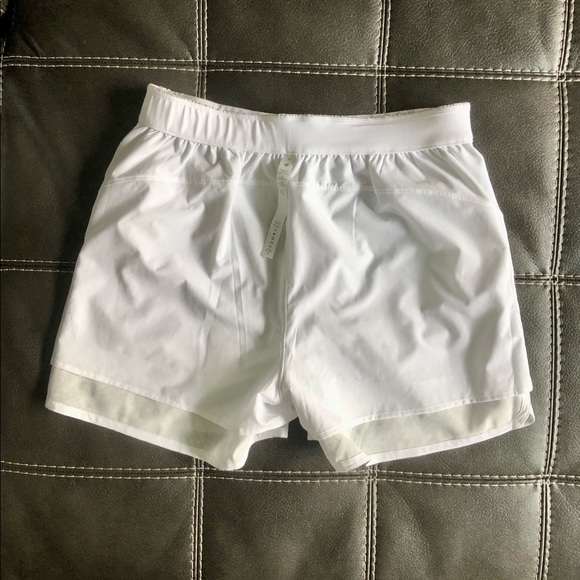 NWT Lululemon Print Flat Front Relaxed Shorts 4.5” Aquila Rhino Grey Multi 10 - Picture 9 of 12